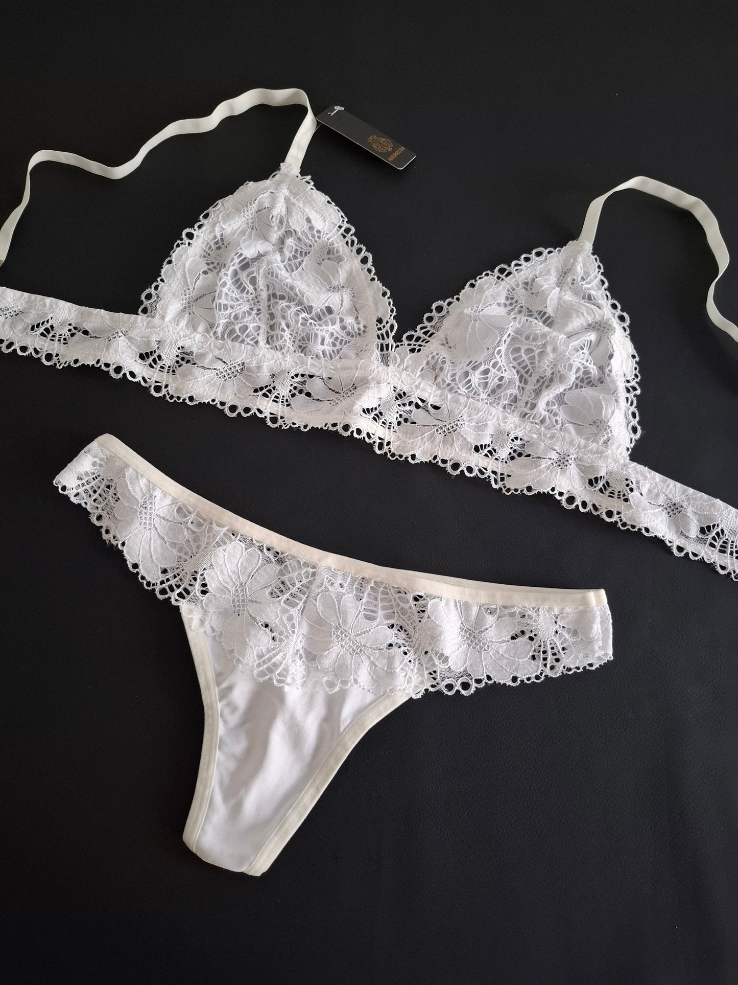 L5687 Conjunto