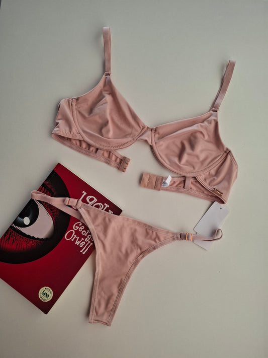 Art. 8193 Conjunto de microfibra.