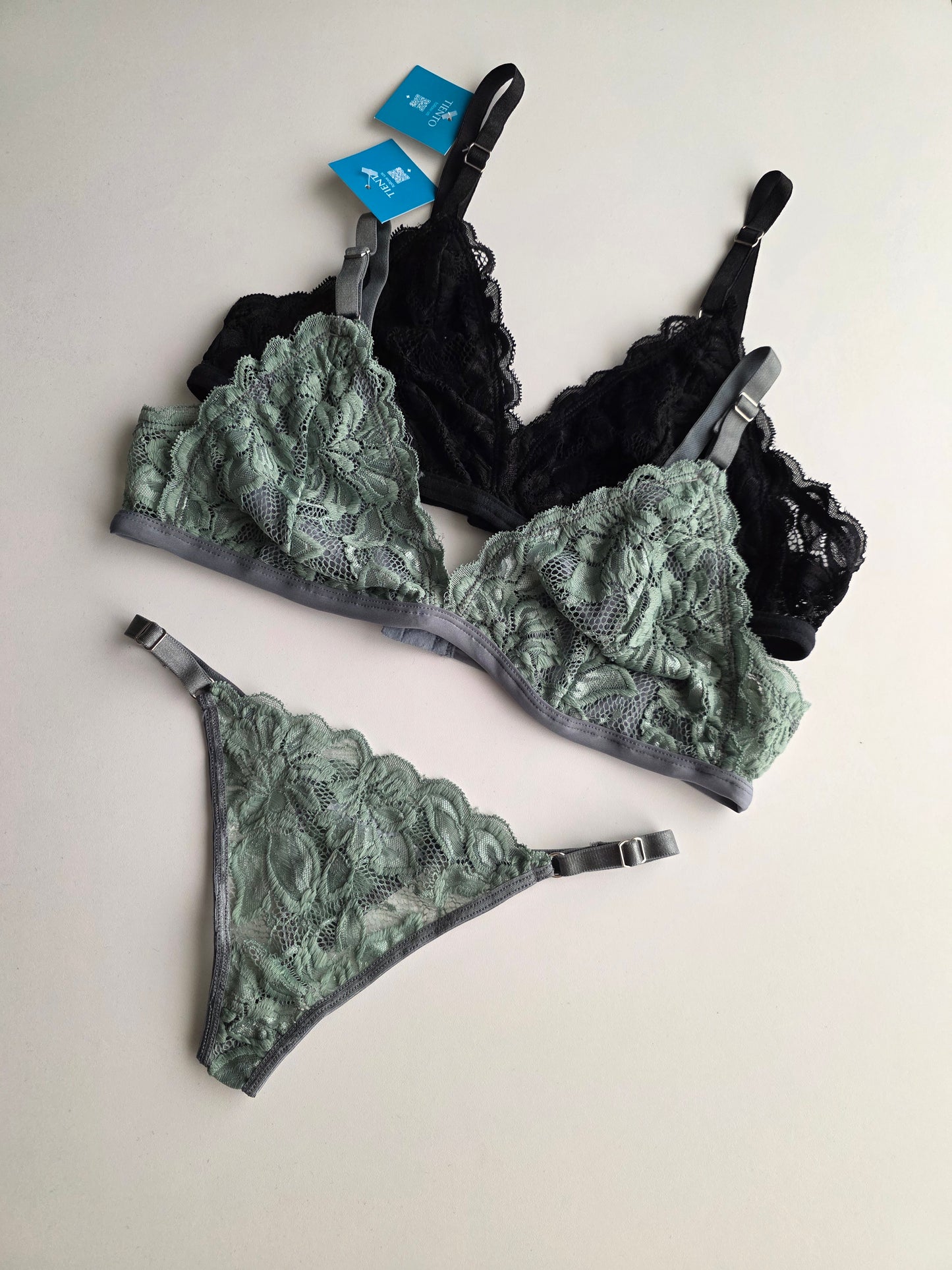 Art.819 Conjunto Bralette Puntilla