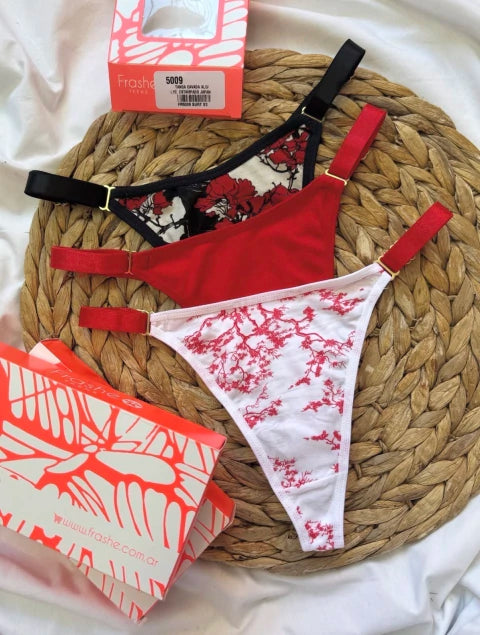 Art.5009 PACK X 3 DE TANGA CAVADA DE ALGODÓN LYCRA ESTAMPADO JAPAN
