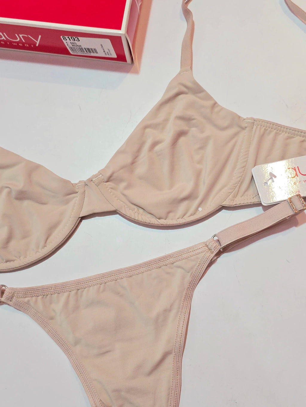 Art. 8193 Conjunto de microfibra.