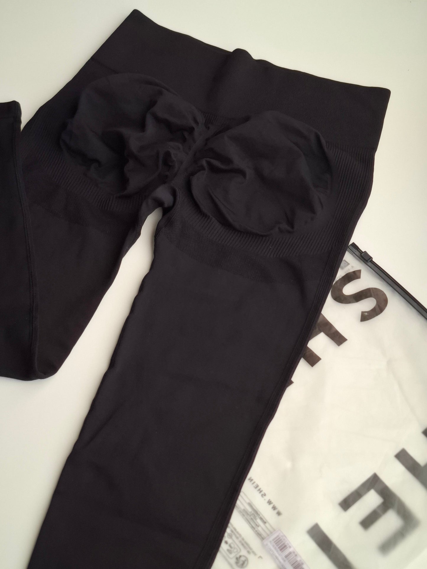 Leggings Negro efecto push up faja en el abdomen