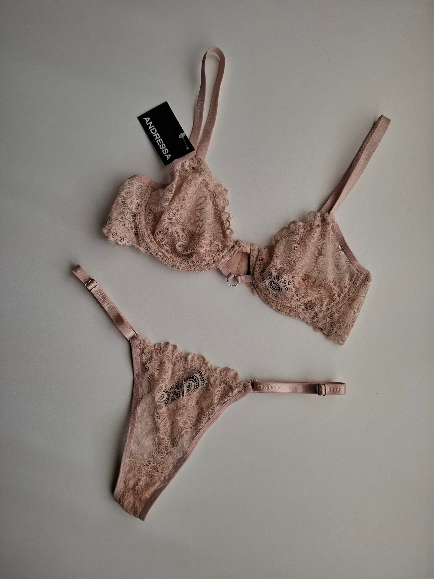 L5738 Conjunto sin portaligas