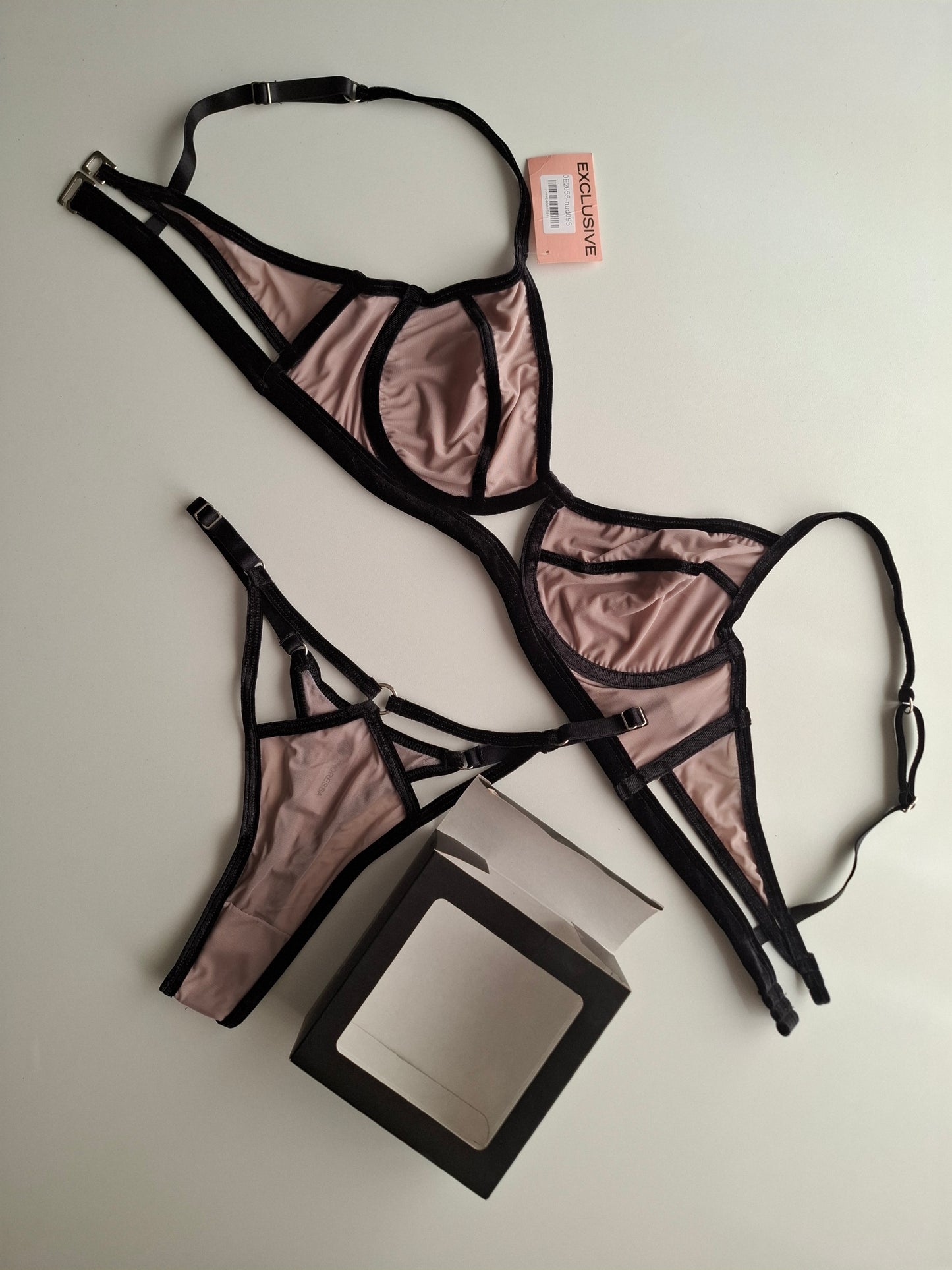 E2055 Conjunto