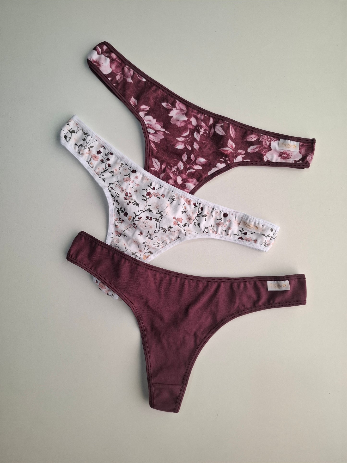 Art. 5010 Pack x 3 de Cola Less de Algodón Lycra Estampado Liberty Malbec