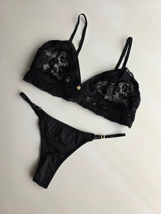 Art.8149 Conjunto Bralette de microfibra y puntilla