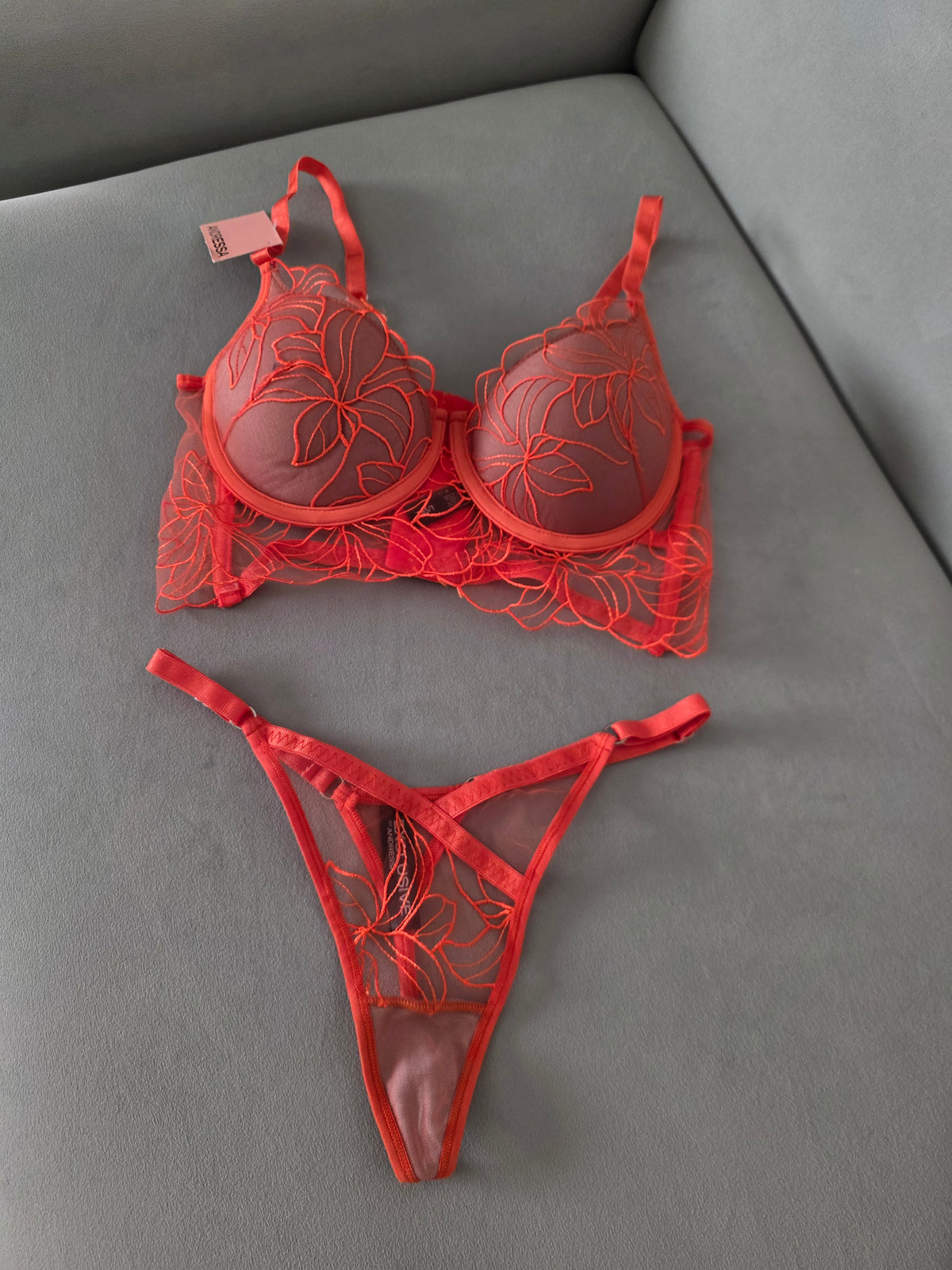 E2061 Conjunto