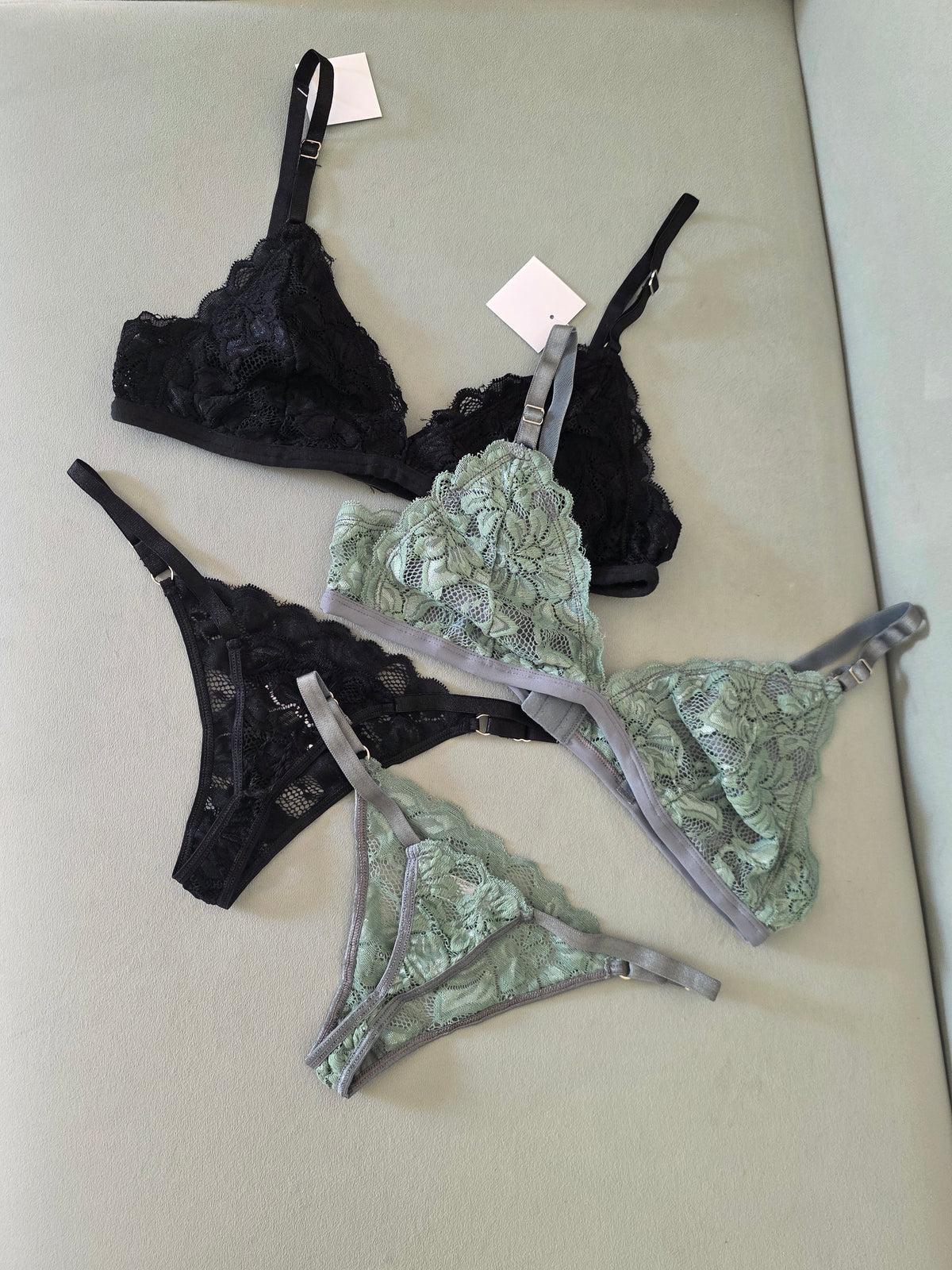 Art.819 Conjunto Bralette Puntilla