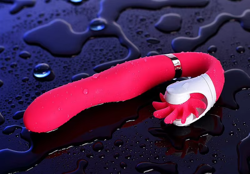 VIBRADOR DOBLE ESTIMULACIÓN 2 EN 1 RECARGABLE