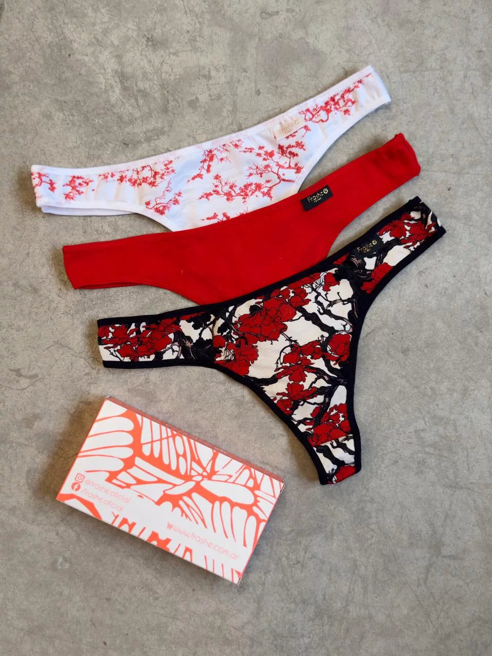 Art 5007 PACK X 3 DE COLA LESS DE ALGODÓN LYCRA ESTAMPADO JAPAN
